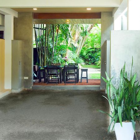 Sithu Villa Hikkaduwa Exterior photo